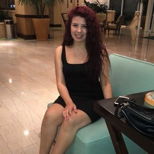 Meet your Posher, Mariela